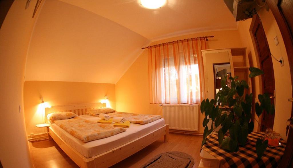 Csatári Pensiune Praid Quarto foto